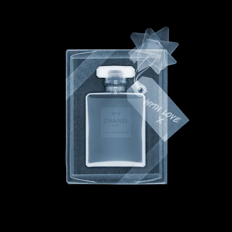 Chanel No5 with Love